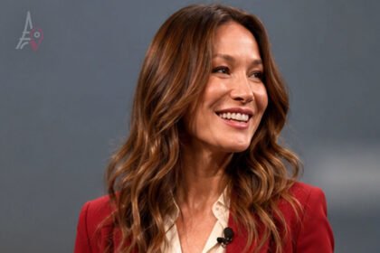 Raphaël Glucksmann et Carla Bruni